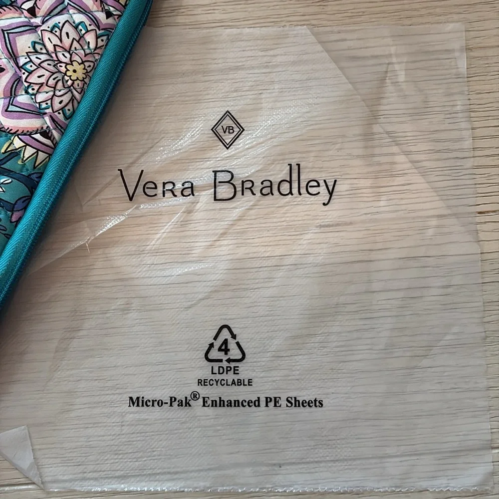 NWT Vera Bradley laptop sleeve